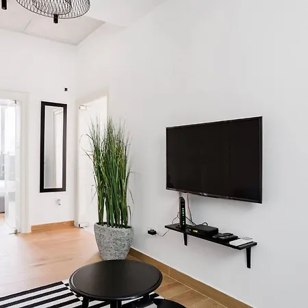 Hostgost Selected - Molerova 9 Belgrade