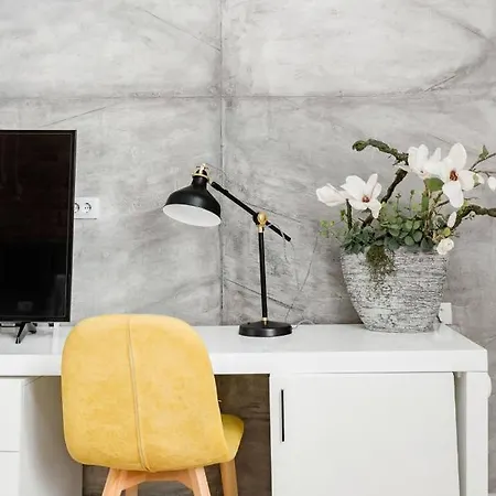 Apartment Hostgost Selected - Molerova 9