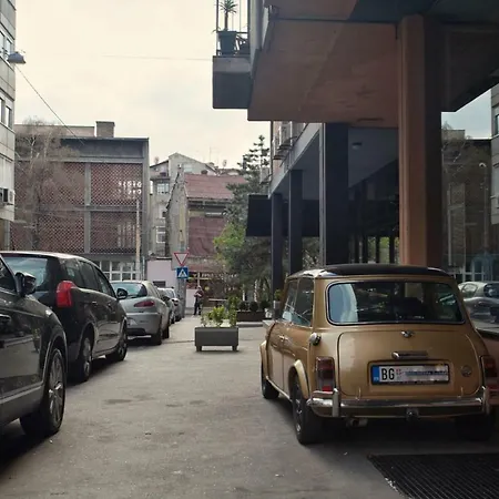Hostgost Selected - Molerova 9 Belgrade